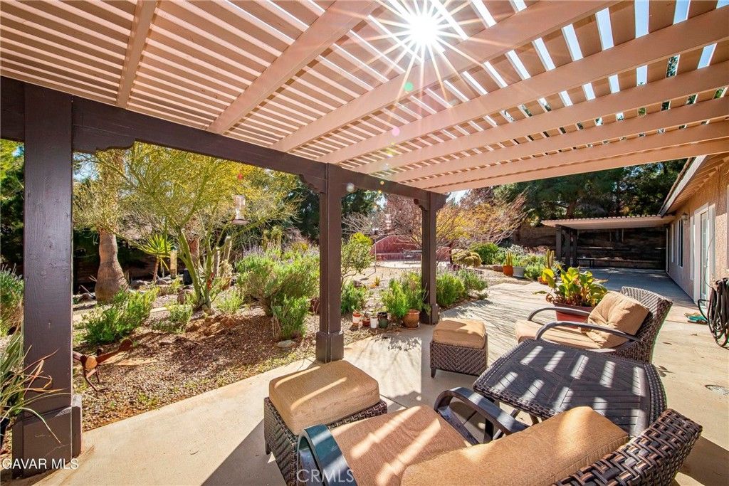 Image 31 of property listing at 41154 Heights, Palmdale, CA 93551