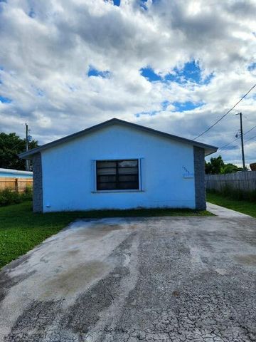 1565 W 36th Street, Riviera Beach, FL 33404