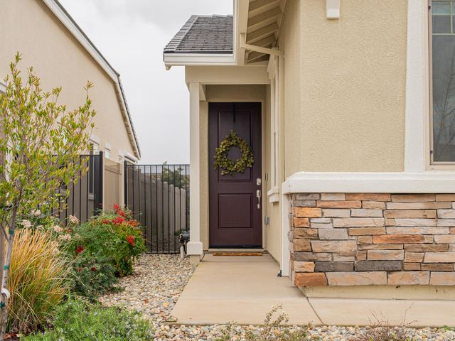 8961 Cerro Vista Dr, El Dorado Hills, CA 95762