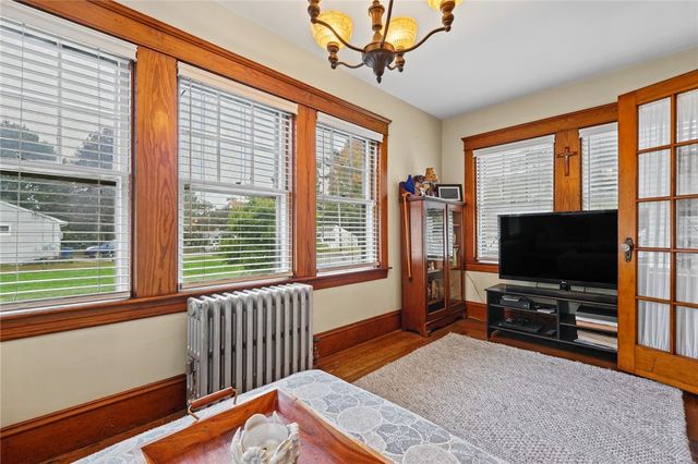 26 Williams Street, Coventry, RI 02816