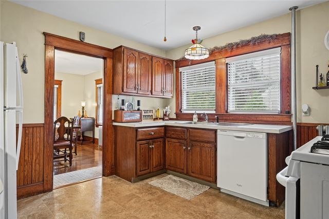 26 Williams Street, Coventry, RI 02816