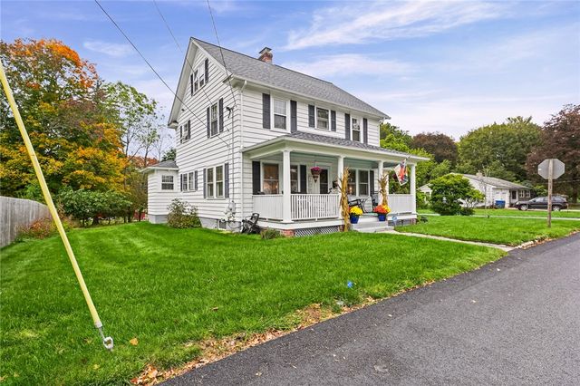 26 Williams Street, Coventry, RI 02816