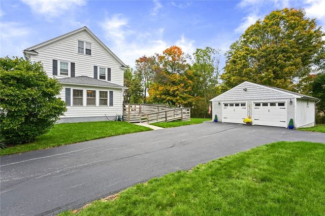 26 Williams Street, Coventry, RI 02816