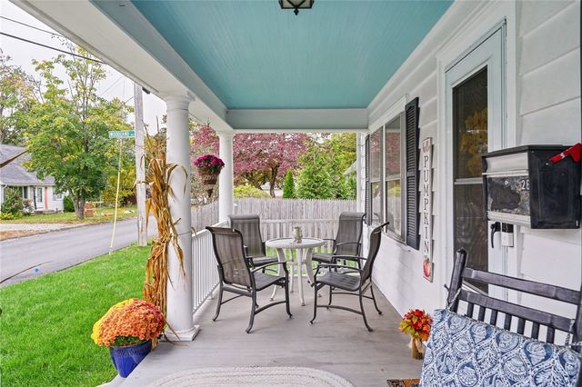 26 Williams Street, Coventry, RI 02816