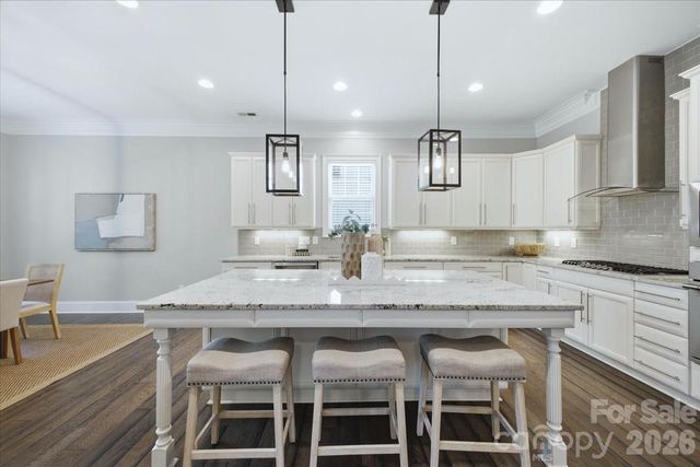 1103 N Sharon Amity Road, Charlotte, NC 28211