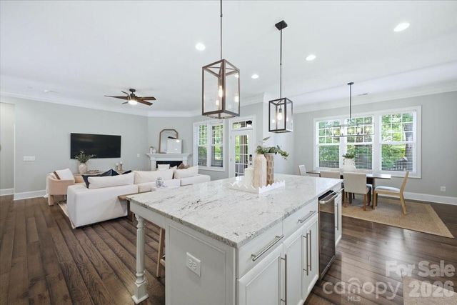 1103 N Sharon Amity Road, Charlotte, NC 28211