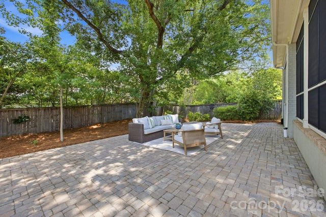 1103 N Sharon Amity Road, Charlotte, NC 28211