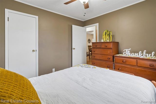 1565 W Rolston Road, Linden, MI 48451