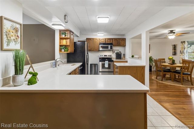 1565 W Rolston Road, Linden, MI 48451