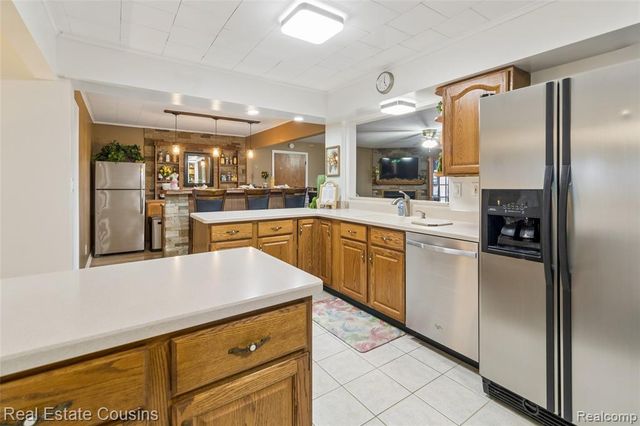 1565 W Rolston Road, Linden, MI 48451