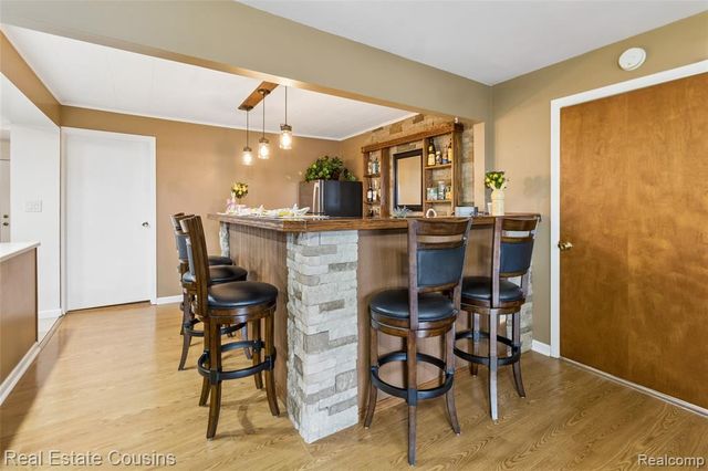 1565 W Rolston Road, Linden, MI 48451