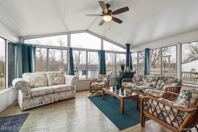 1565 W Rolston Road, Linden, MI 48451