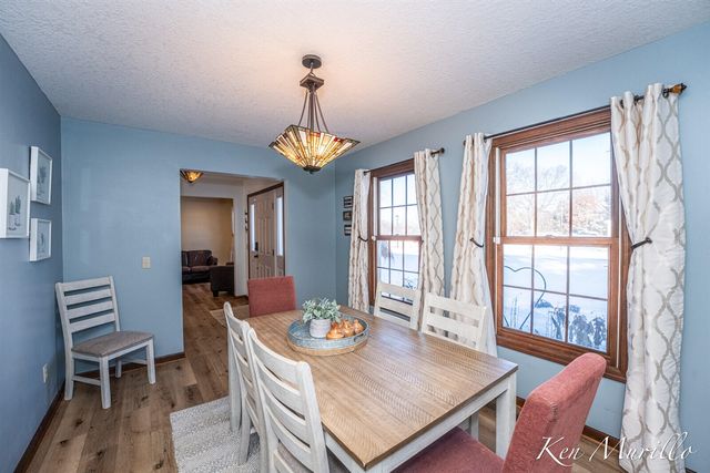 7003 Country View Boulevard, Jackson, MI 49201