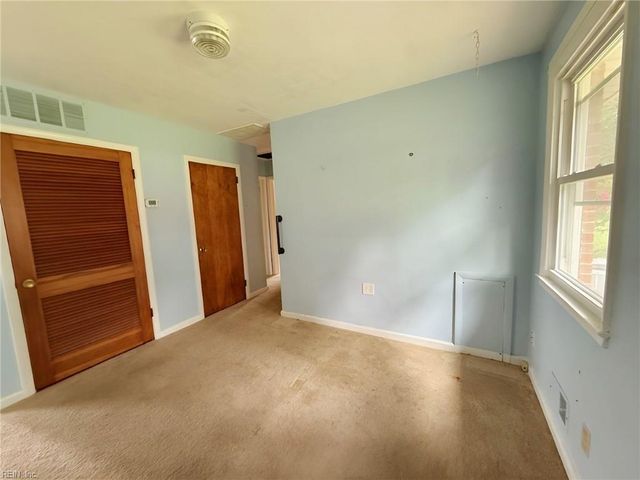 1140 Woodland Terrace DR, Chesapeake, VA 23323