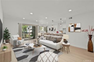 23675 Park Capri 24, Calabasas, CA 91302