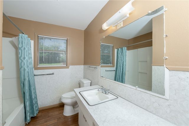 507 N Echols Street, Caldwell, TX 77836