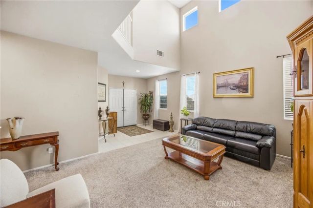 8470 Lindenhurst, Riverside, CA 92508