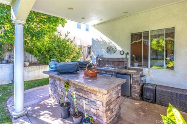 8470 Lindenhurst, Riverside, CA 92508