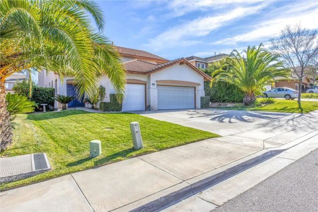 8470 Lindenhurst, Riverside, CA 92508