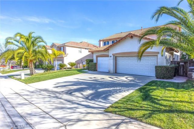 8470 Lindenhurst, Riverside, CA 92508