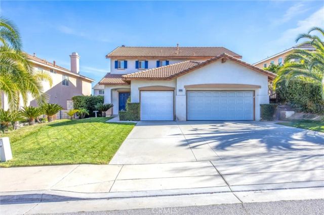 8470 Lindenhurst, Riverside, CA 92508
