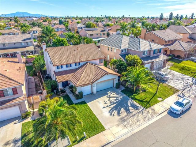 8470 Lindenhurst, Riverside, CA 92508