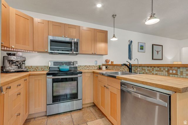 1131 E RIDGEDALE LN, Salt Lake City, UT 84106