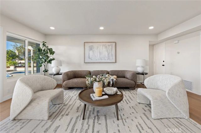 22105 Birds Eye Dr, Diamond Bar, CA 91765