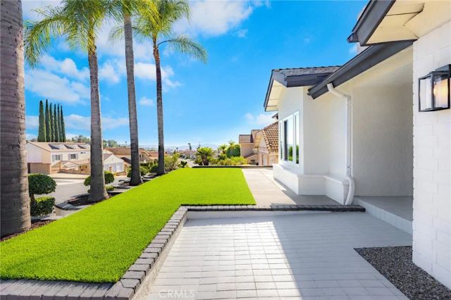 22105 Birds Eye Dr, Diamond Bar, CA 91765