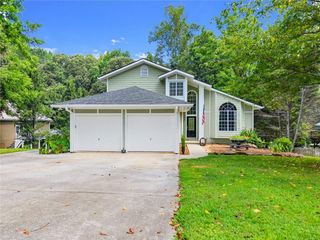 272 Indian Cove, Dawsonville, GA 30534