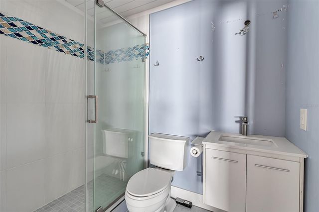 1040 SYLVAN DRIVE, Sarasota, FL 34234