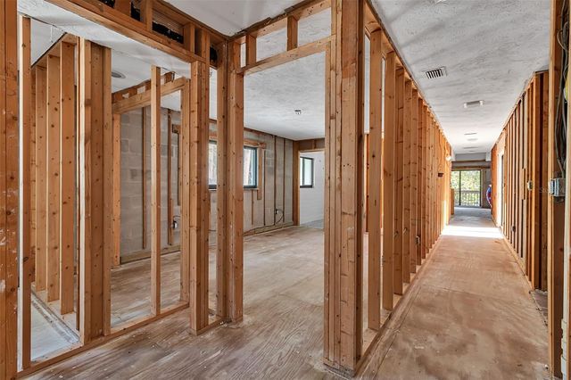 1040 SYLVAN DRIVE, Sarasota, FL 34234