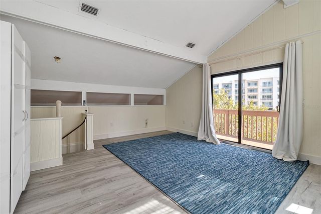 1040 SYLVAN DRIVE, Sarasota, FL 34234