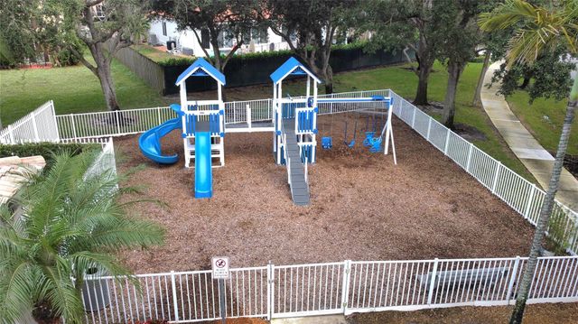 4480 NW 42nd Ter, Coconut Creek, FL 33073