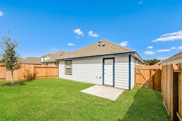 2880 Briggs Drive, Conroe, TX 77301