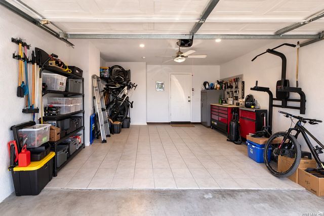 11303 Chaco Cyn, San Antonio, TX 78245