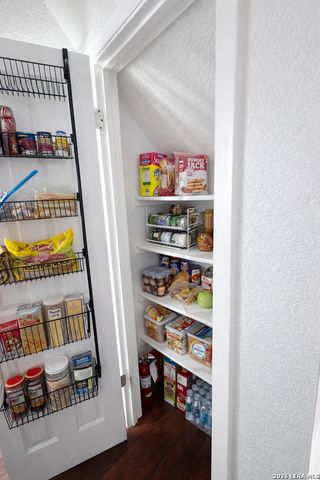 11303 Chaco Cyn, San Antonio, TX 78245