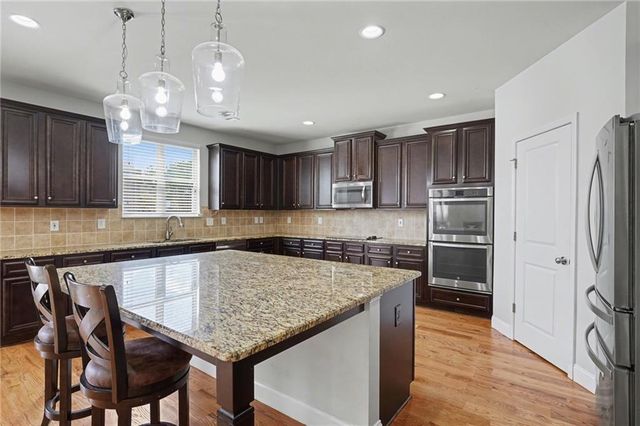 270 St Annes Place, Covington, GA 30016