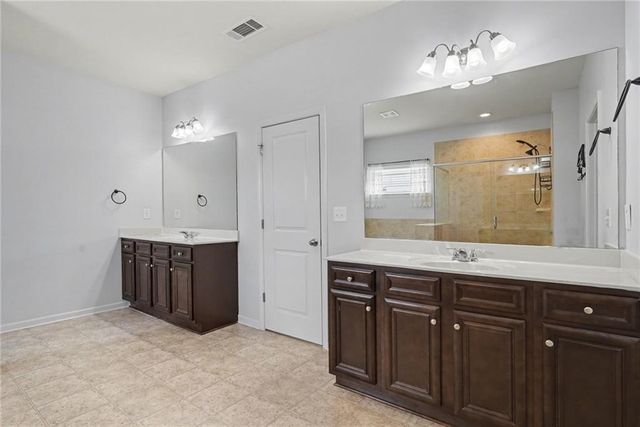 270 St Annes Place, Covington, GA 30016