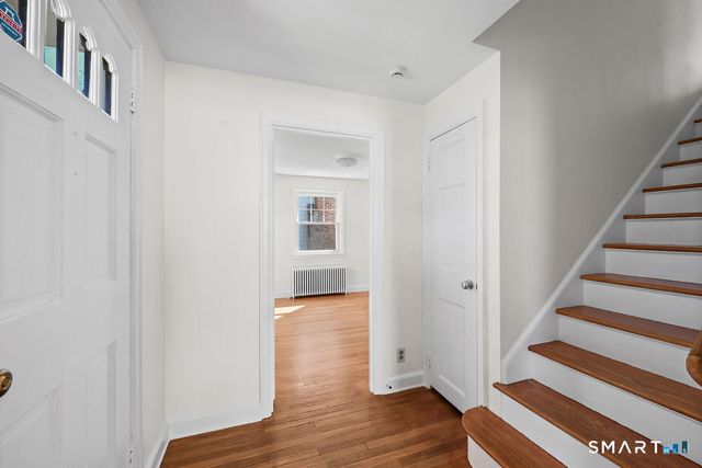 69 Edgemere Avenue, West Hartford, CT 06110