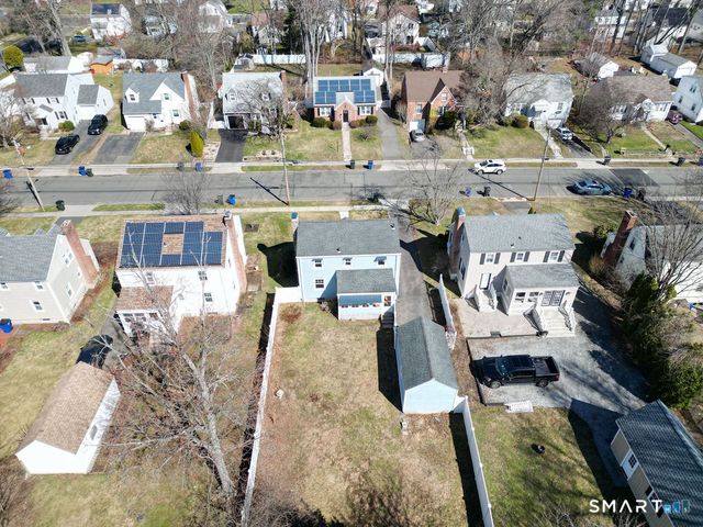 69 Edgemere Avenue, West Hartford, CT 06110