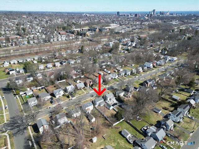 69 Edgemere Avenue, West Hartford, CT 06110