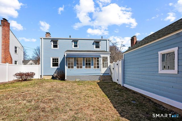 69 Edgemere Avenue, West Hartford, CT 06110