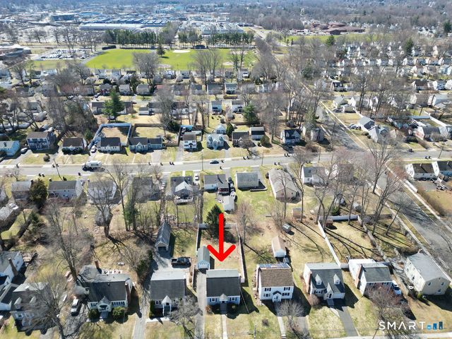 69 Edgemere Avenue, West Hartford, CT 06110