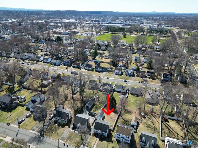 69 Edgemere Avenue, West Hartford, CT 06110