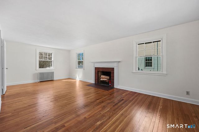 69 Edgemere Avenue, West Hartford, CT 06110