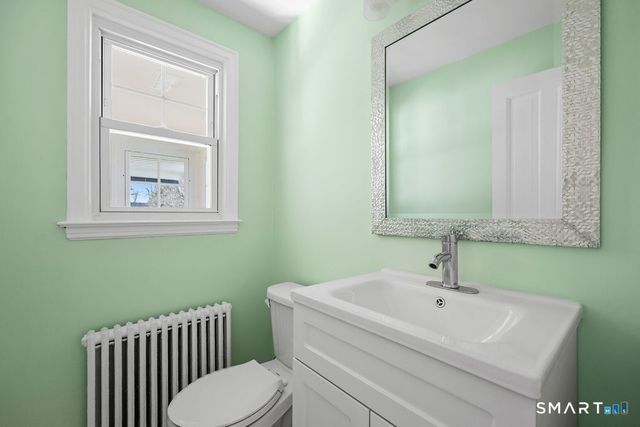 69 Edgemere Avenue, West Hartford, CT 06110