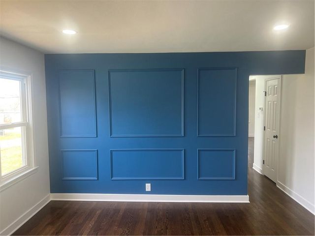 7923 James A Reed Road, Kansas City, MO 64138