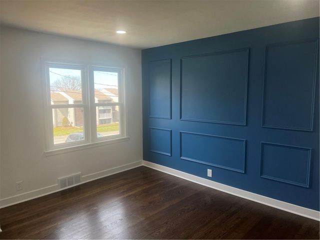 7923 James A Reed Road, Kansas City, MO 64138