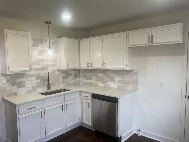 7923 James A Reed Road, Kansas City, MO 64138